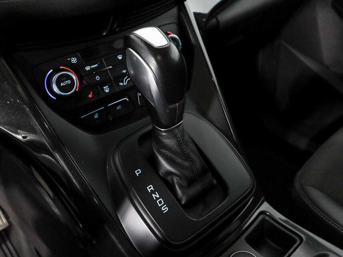 Ford Kuga 2017 года с пробегом. Фото: #7