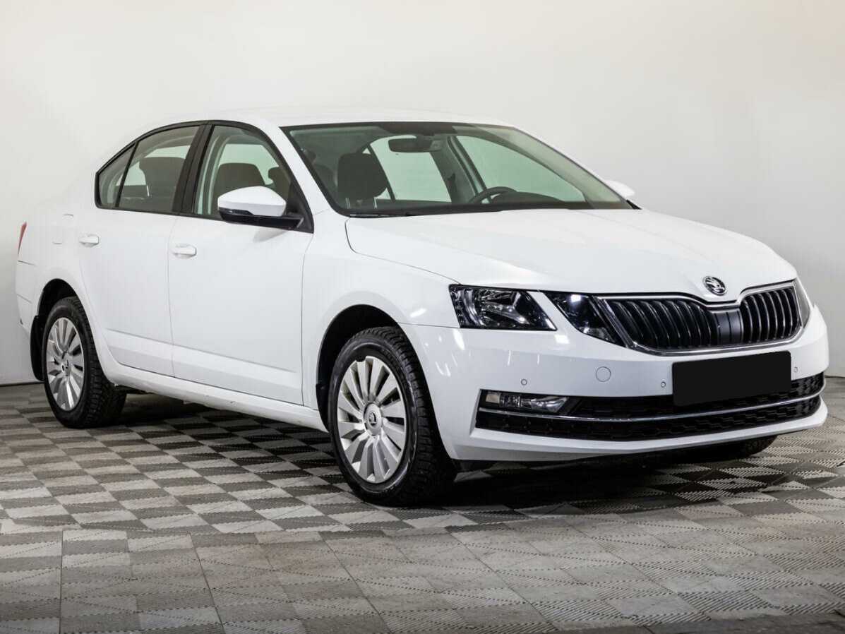 Skoda Octavia 2019 года с пробегом. Фото: #2