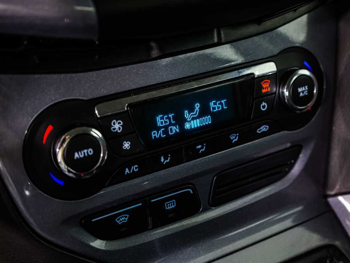 Ford Focus 2013 года с пробегом. Фото: #13