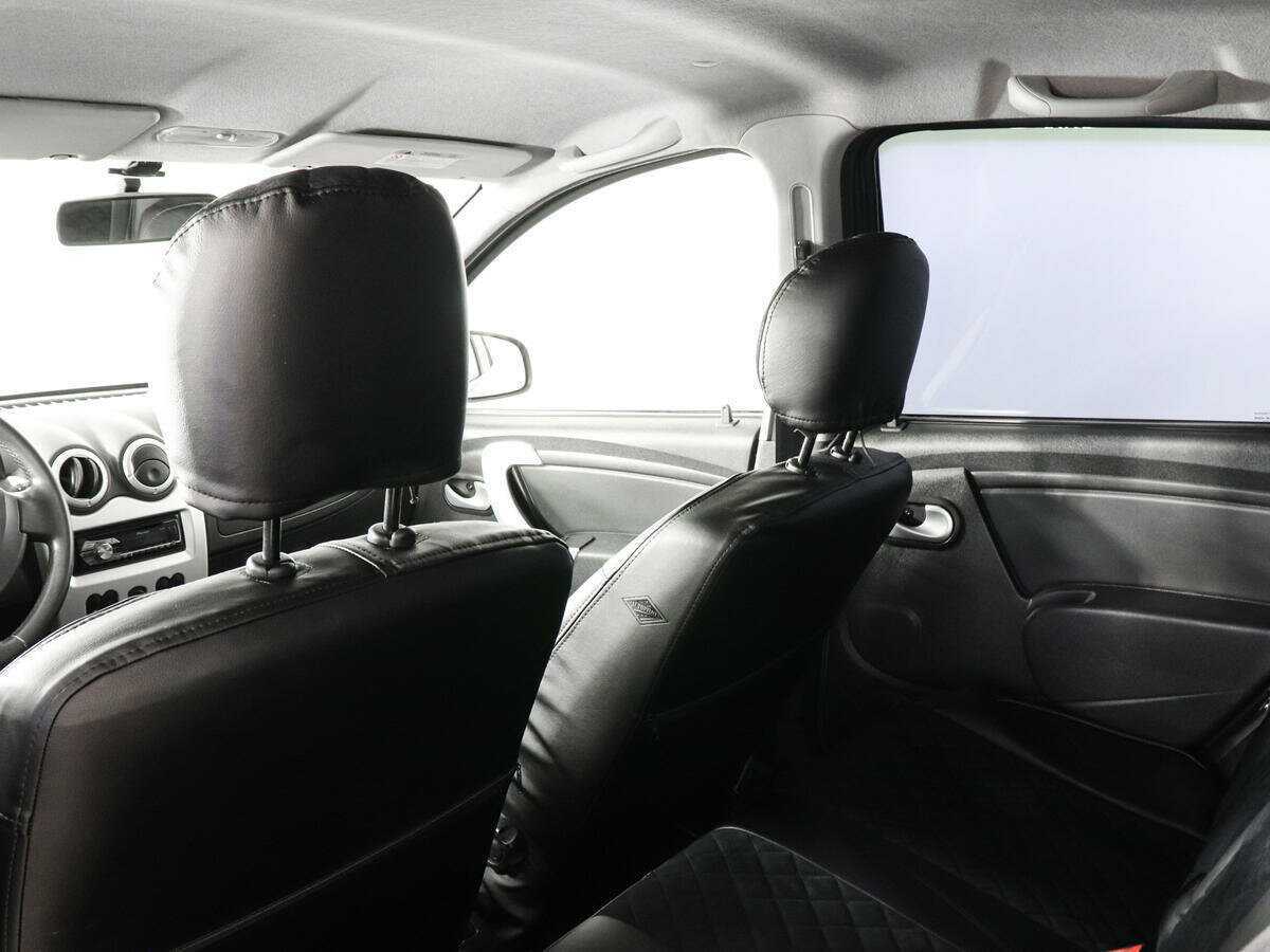 Renault Sandero 2013 года с пробегом. Фото: #6