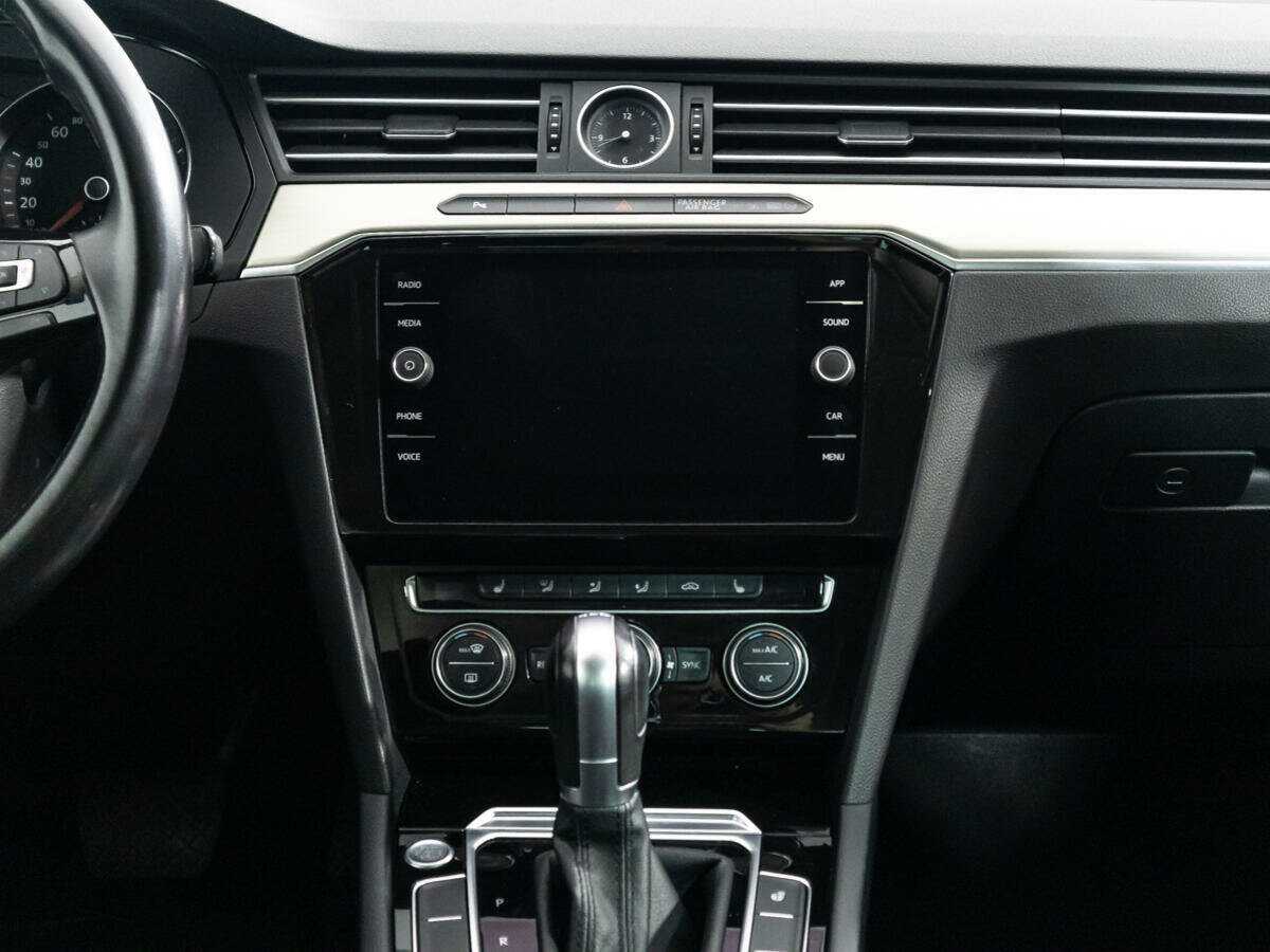 Volkswagen Passat 2017 года с пробегом. Фото: #13