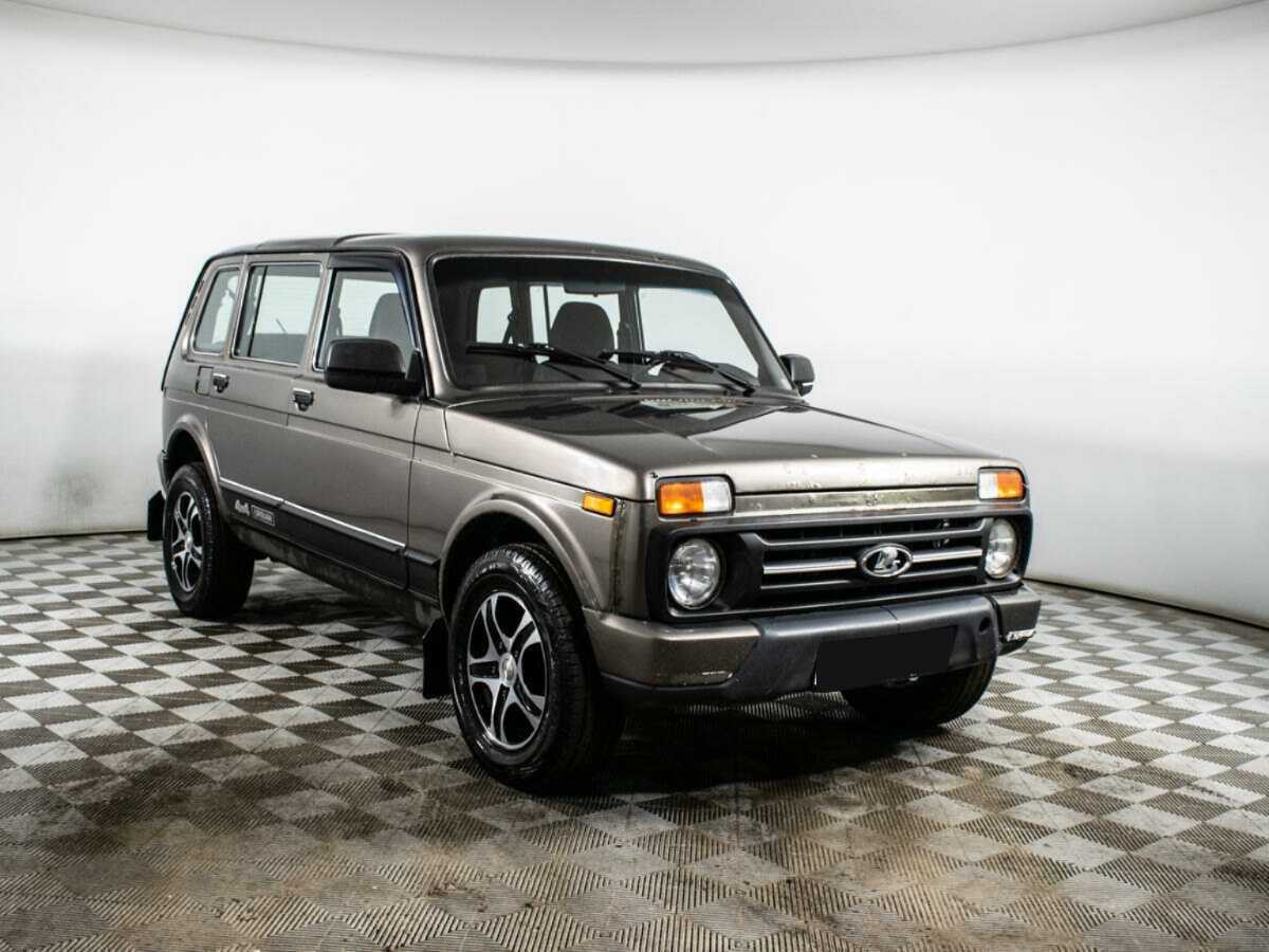 Lada (ВАЗ) 2131 (4x4) 2018 года с пробегом. Фото: #2