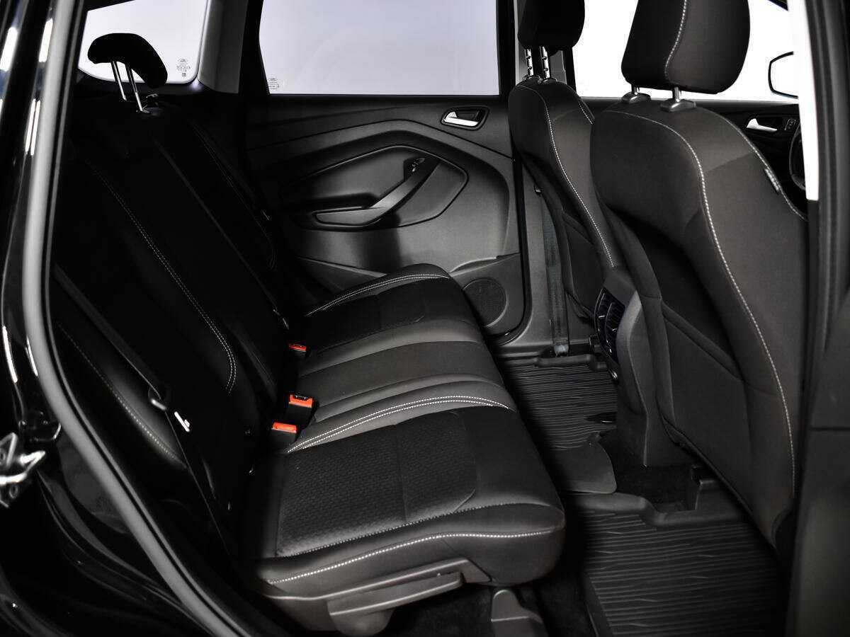 Ford Kuga 2018 года с пробегом. Фото: #9