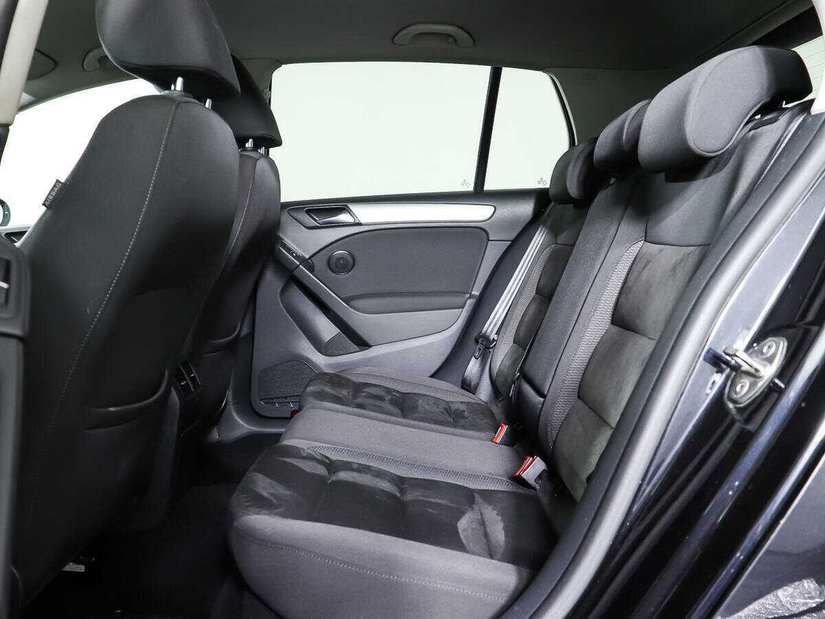 Volkswagen Golf 2012 года с пробегом. Фото: #5