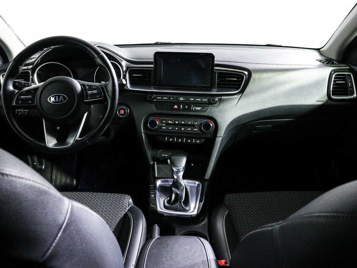 Kia Ceed 2019 года с пробегом. Фото: #9
