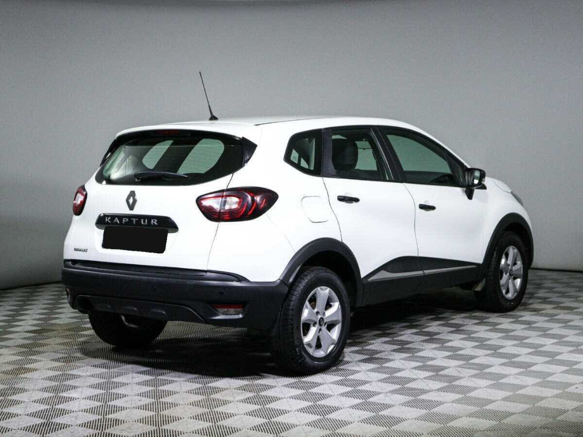 Renault Kaptur 2018 года с пробегом. Фото: #2