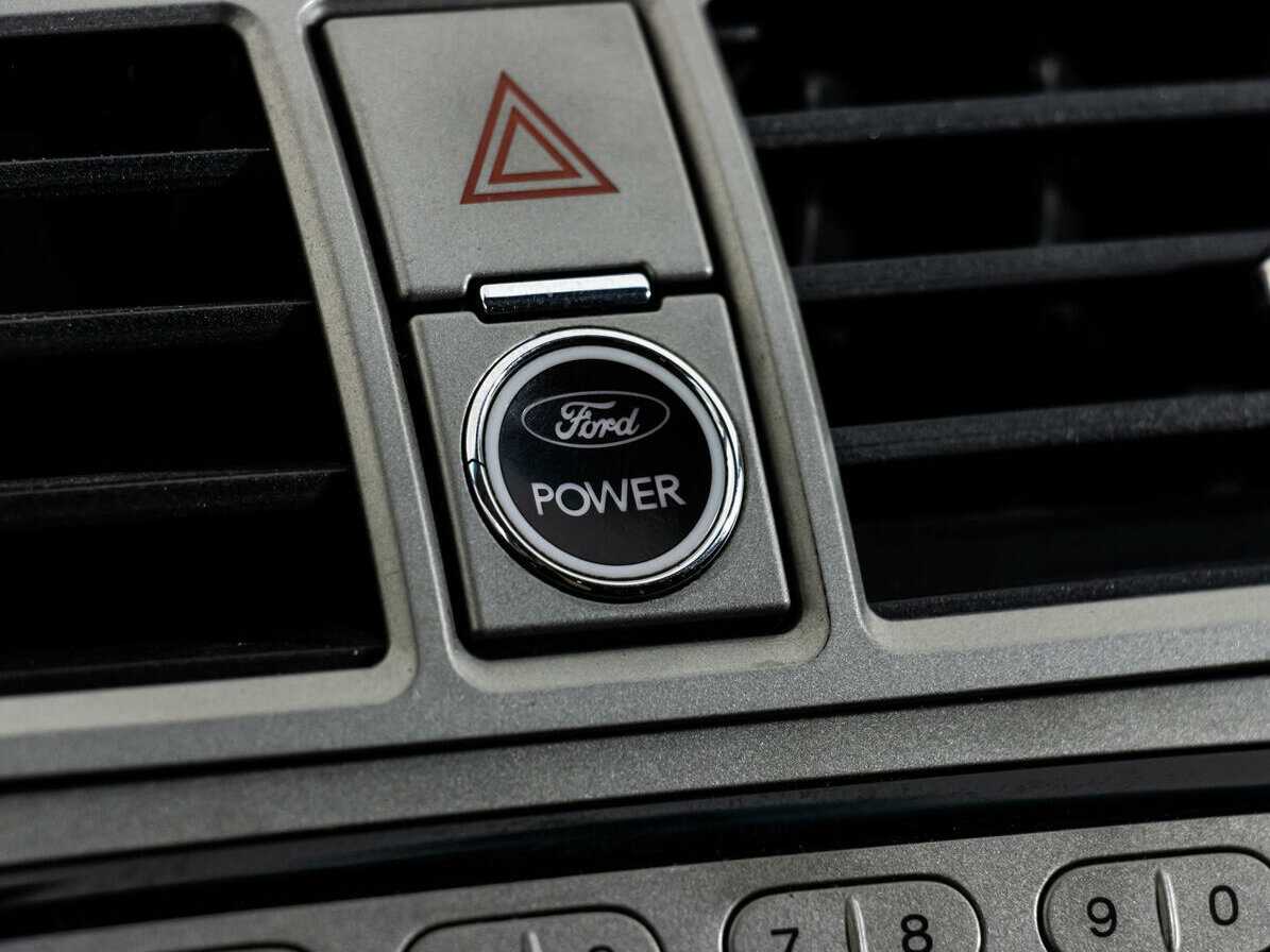 Ford Kuga 2012 года с пробегом. Фото: #14