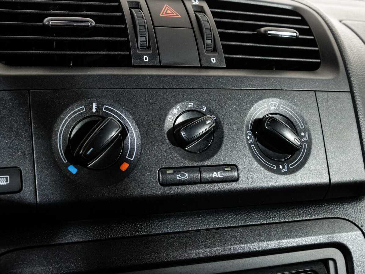 Skoda Fabia 2012 года с пробегом. Фото: #11