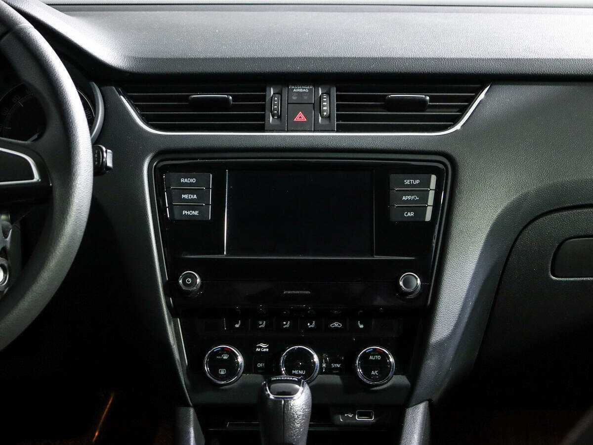 Skoda Octavia 2019 года с пробегом. Фото: #12