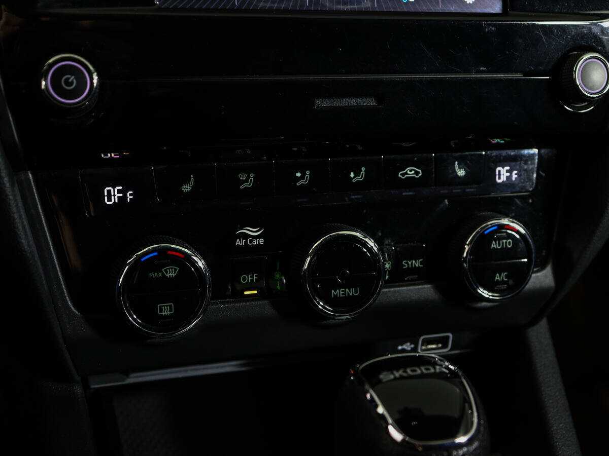 Skoda Octavia 2019 года с пробегом. Фото: #16