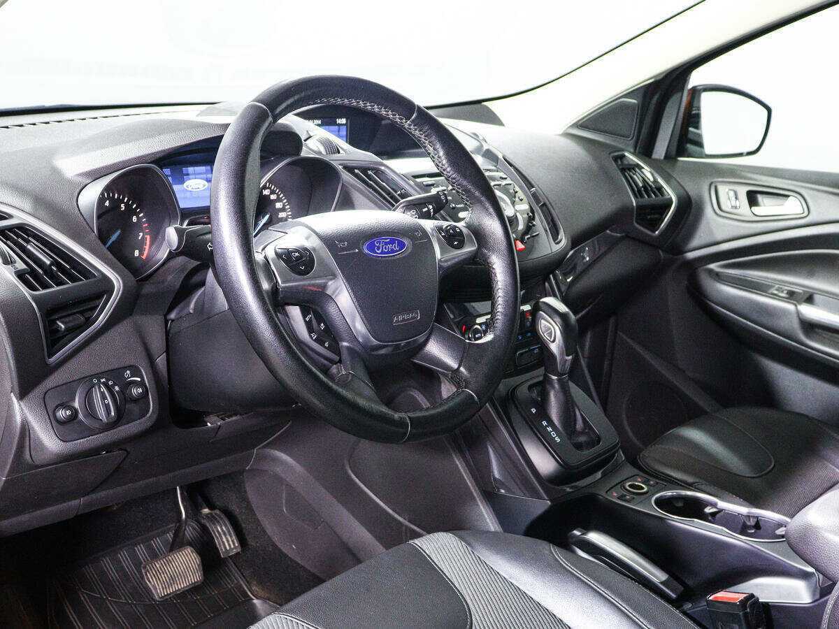Ford Kuga 2014 года с пробегом. Фото: #13