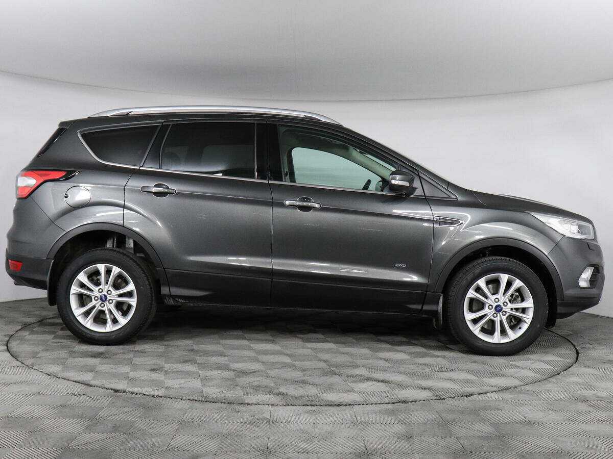 Ford Kuga 2017 года с пробегом. Фото: #3
