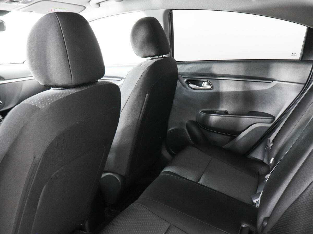 Kia Rio 2022 года с пробегом. Фото: #11