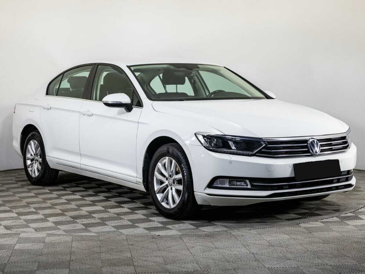 Volkswagen Passat 2016 года с пробегом. Фото: #2