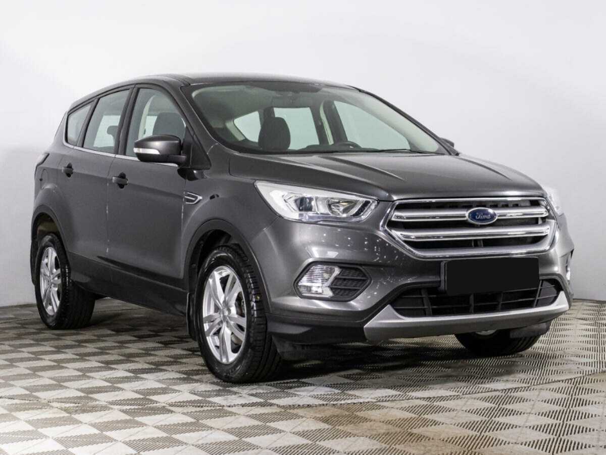 Ford Kuga 2017 года с пробегом. Фото: #2