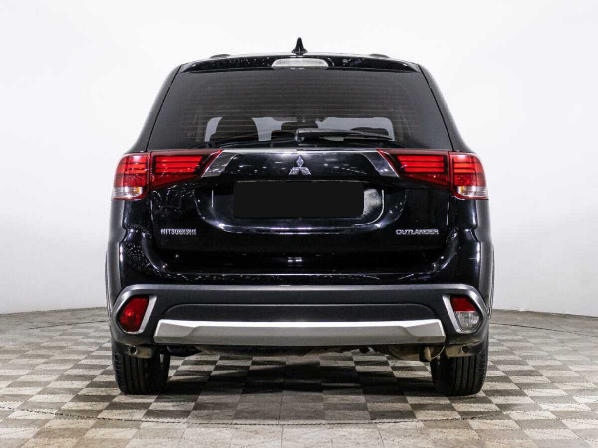 Mitsubishi Outlander 2017 года с пробегом. Фото: #4