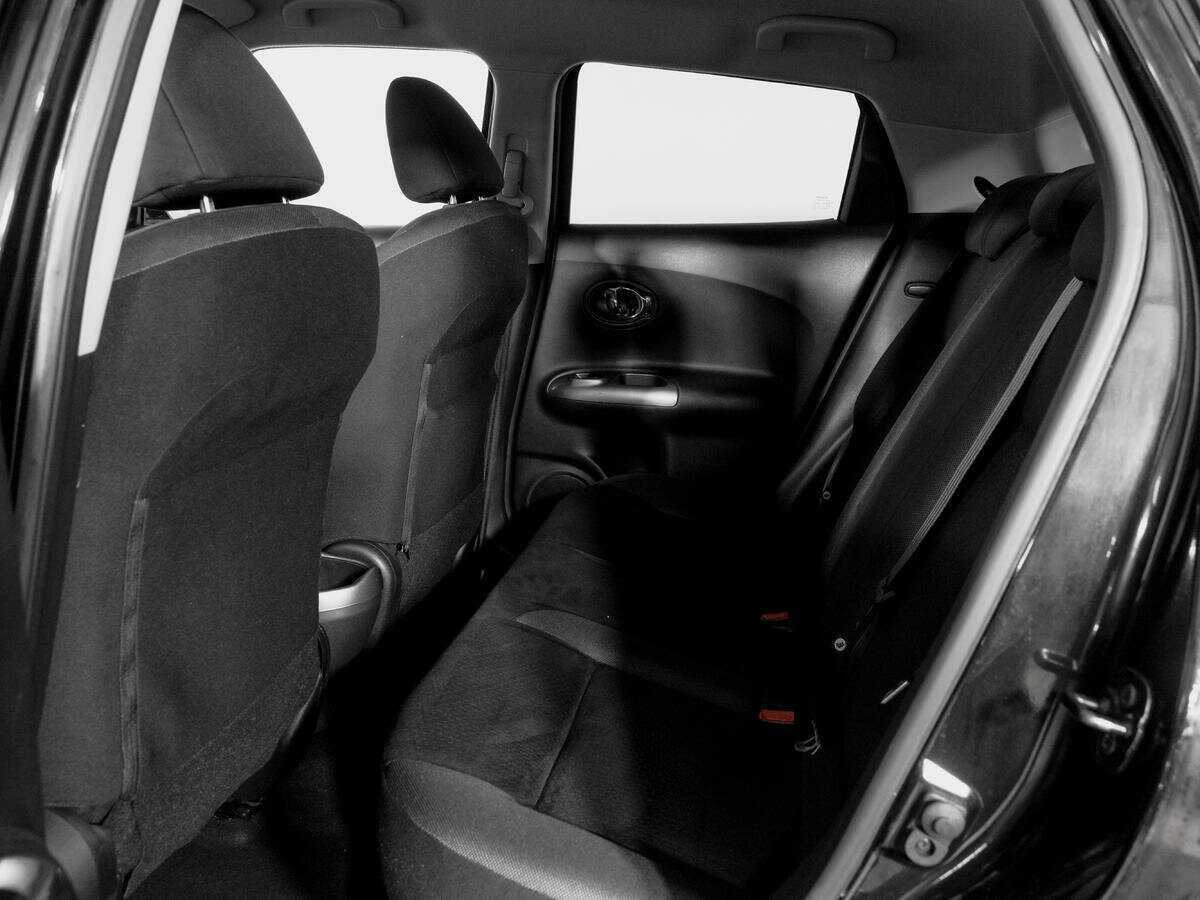 Nissan Juke 2013 года с пробегом. Фото: #9