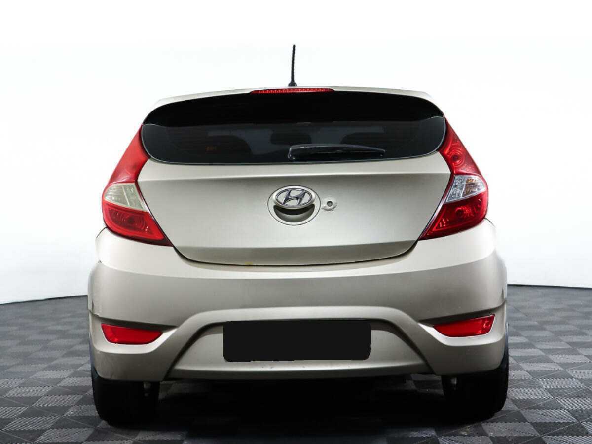 Hyundai Solaris 2012 года с пробегом. Фото: #4