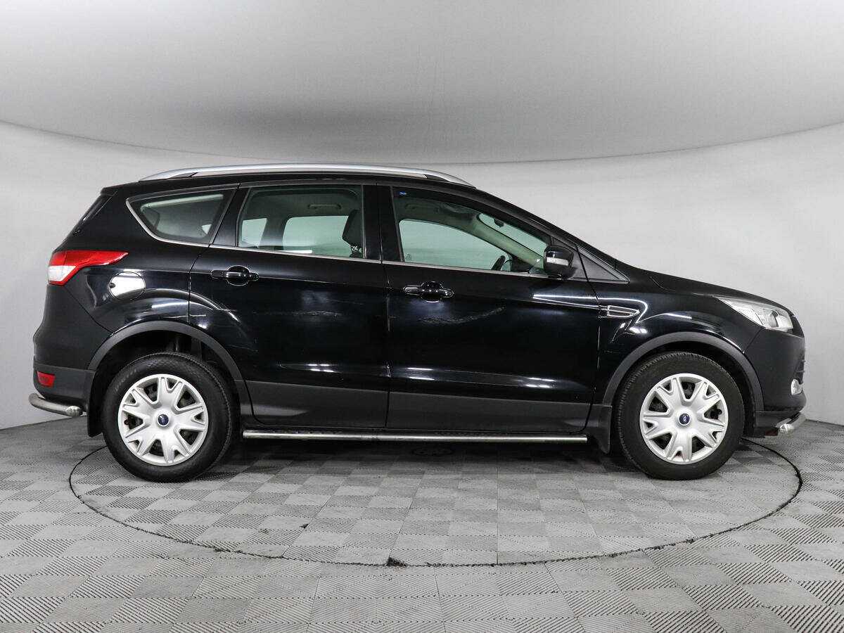 Ford Kuga 2015 года с пробегом. Фото: #3