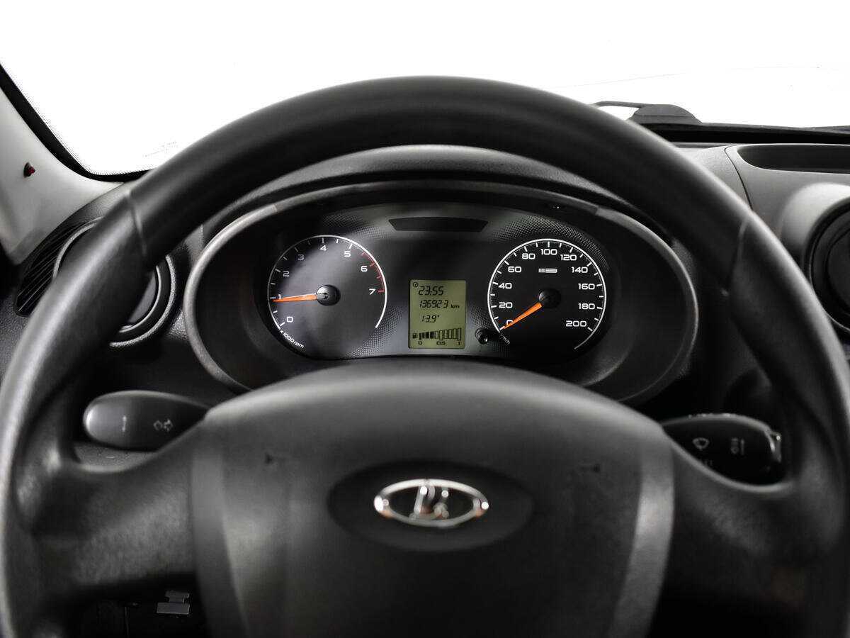 Lada (ВАЗ) Granta 2013 года с пробегом. Фото: #9