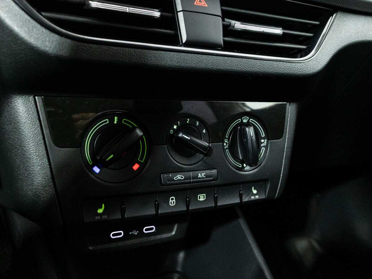 Skoda Rapid 2021 года с пробегом. Фото: #15