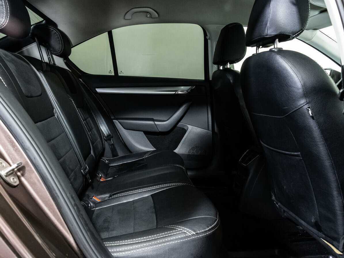 Skoda Octavia 2015 года с пробегом. Фото: #13