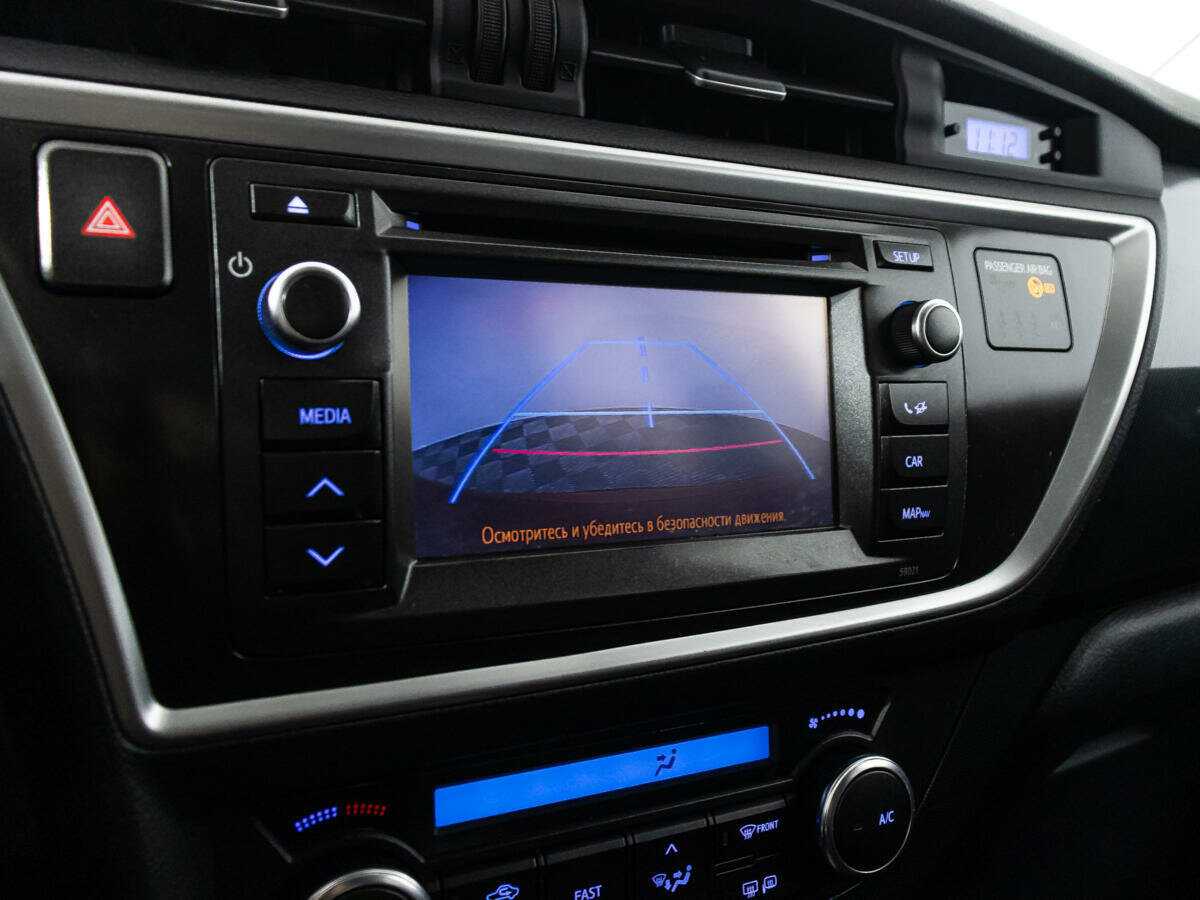 Toyota Auris 2013 года с пробегом. Фото: #14