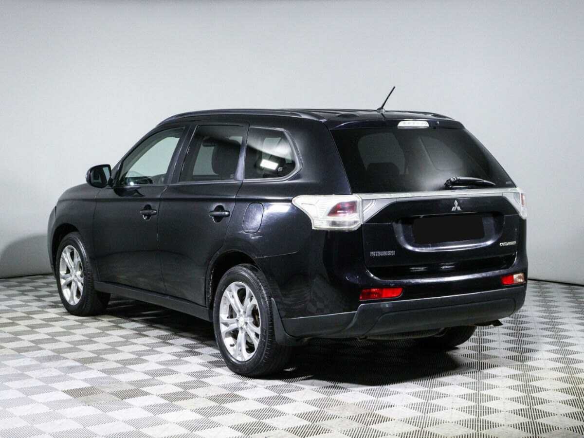Mitsubishi Outlander 2012 года с пробегом. Фото: #5
