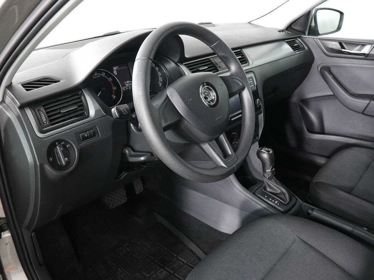 Skoda Rapid 2018 года с пробегом. Фото: #8