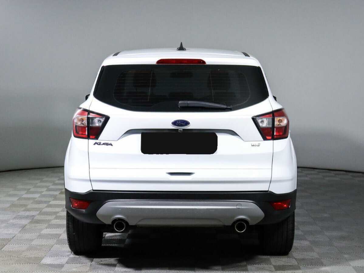 Ford Kuga 2017 года с пробегом. Фото: #4