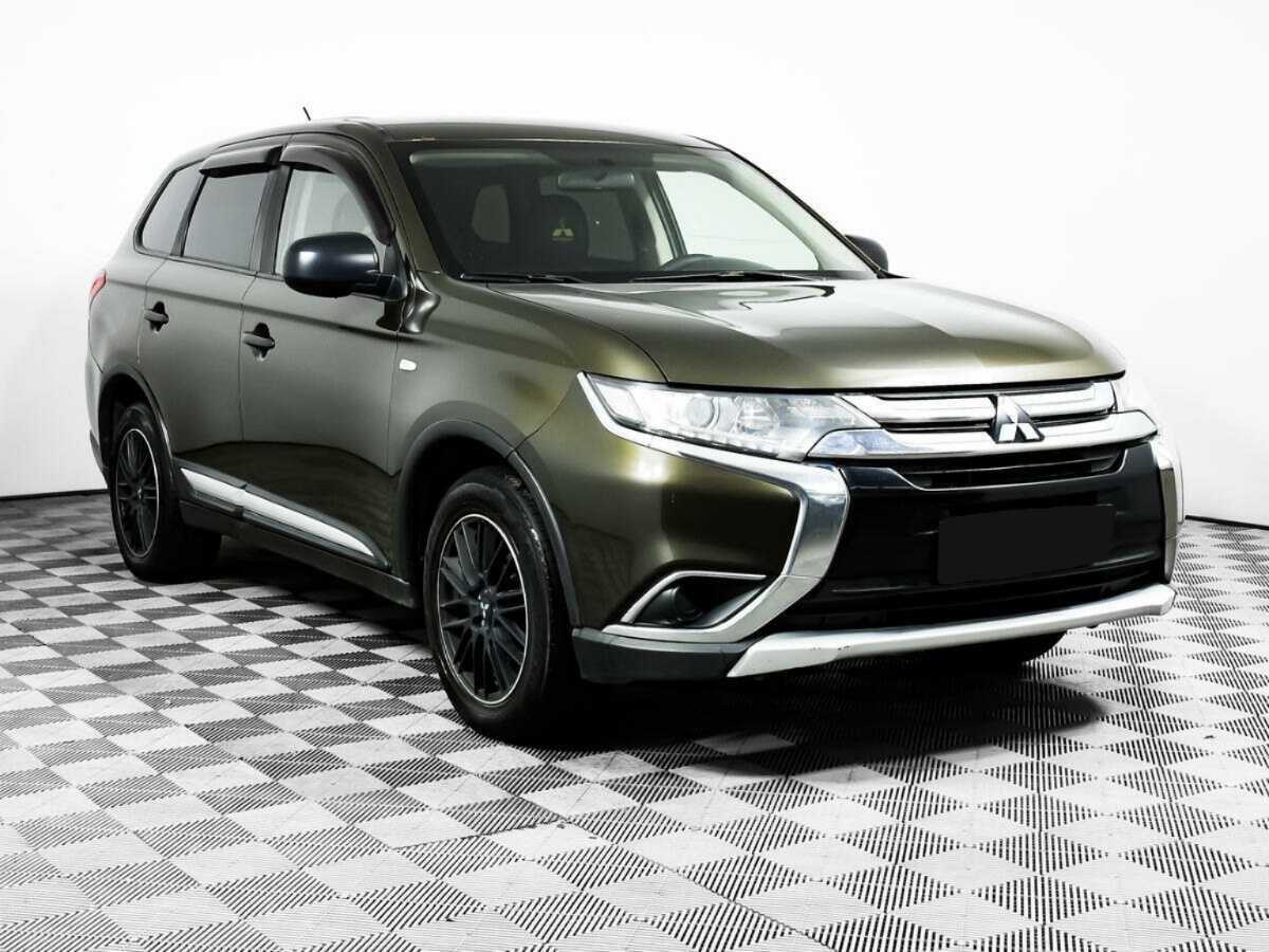 Mitsubishi Outlander 2016 года с пробегом. Фото: #2