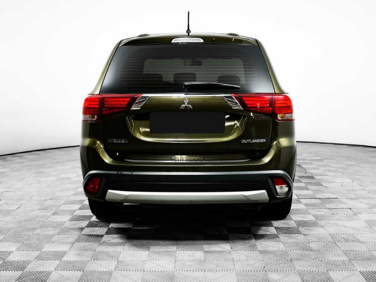 Mitsubishi Outlander 2016 года с пробегом. Фото: #4