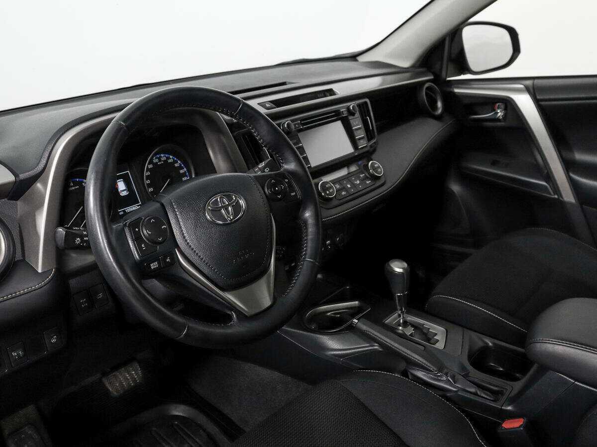 Toyota RAV4 2016 года с пробегом. Фото: #6