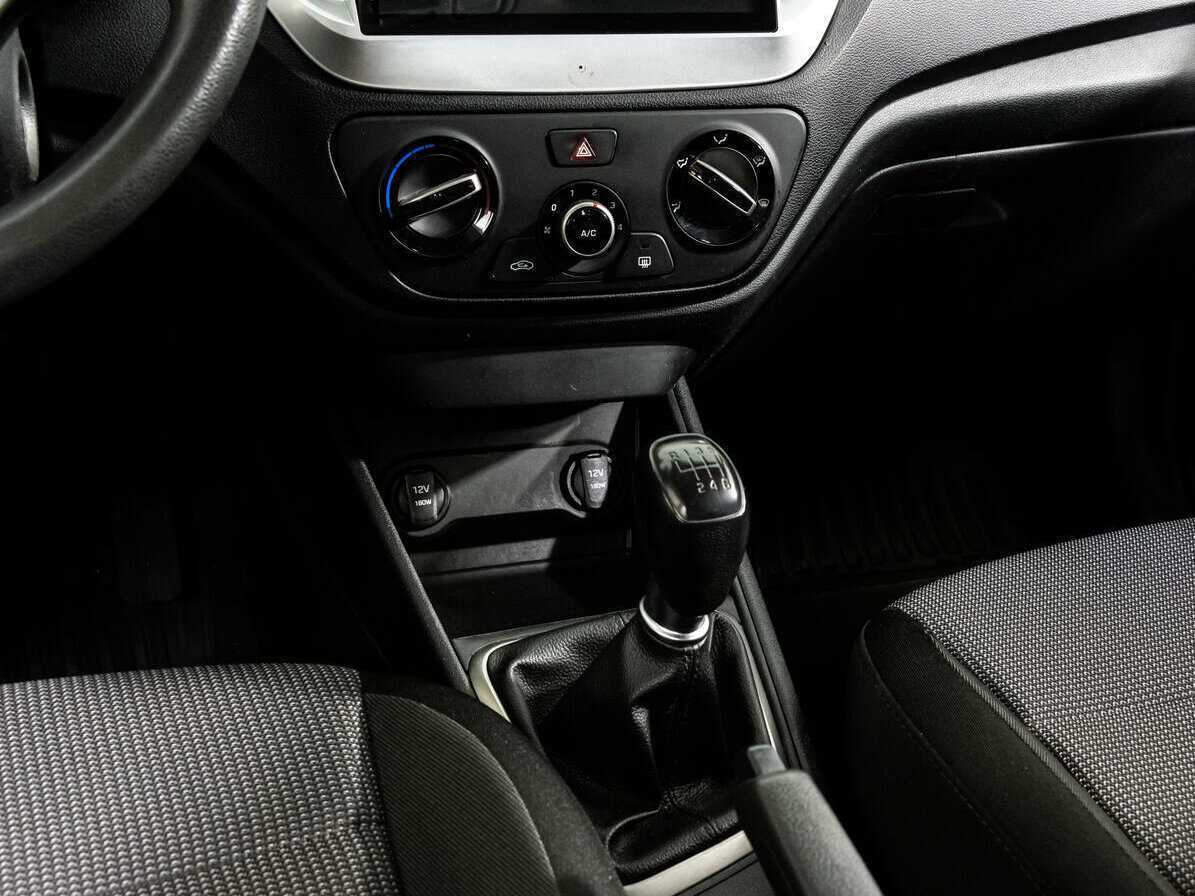 Hyundai Solaris 2017 года с пробегом. Фото: #11