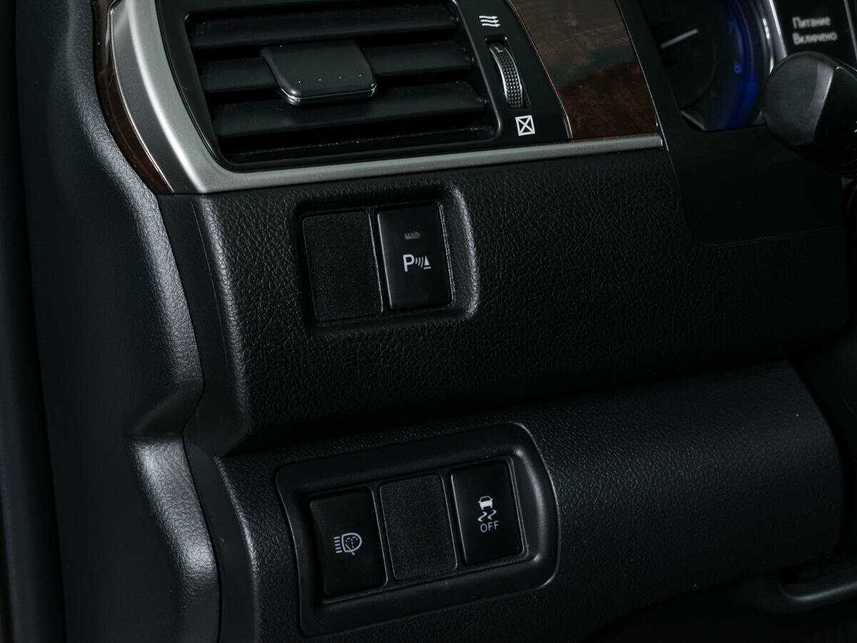 Toyota Camry 2017 года с пробегом. Фото: #16