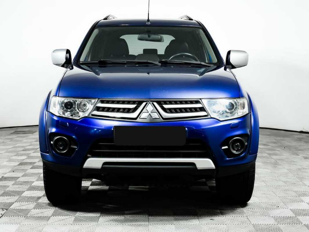 Mitsubishi Pajero Sport 2014 года с пробегом. Фото: #1