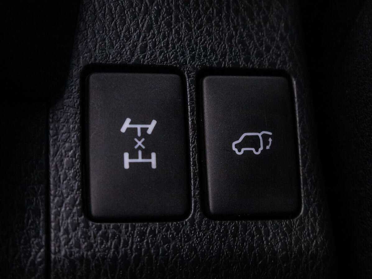 Toyota RAV4 2012 года с пробегом. Фото: #10