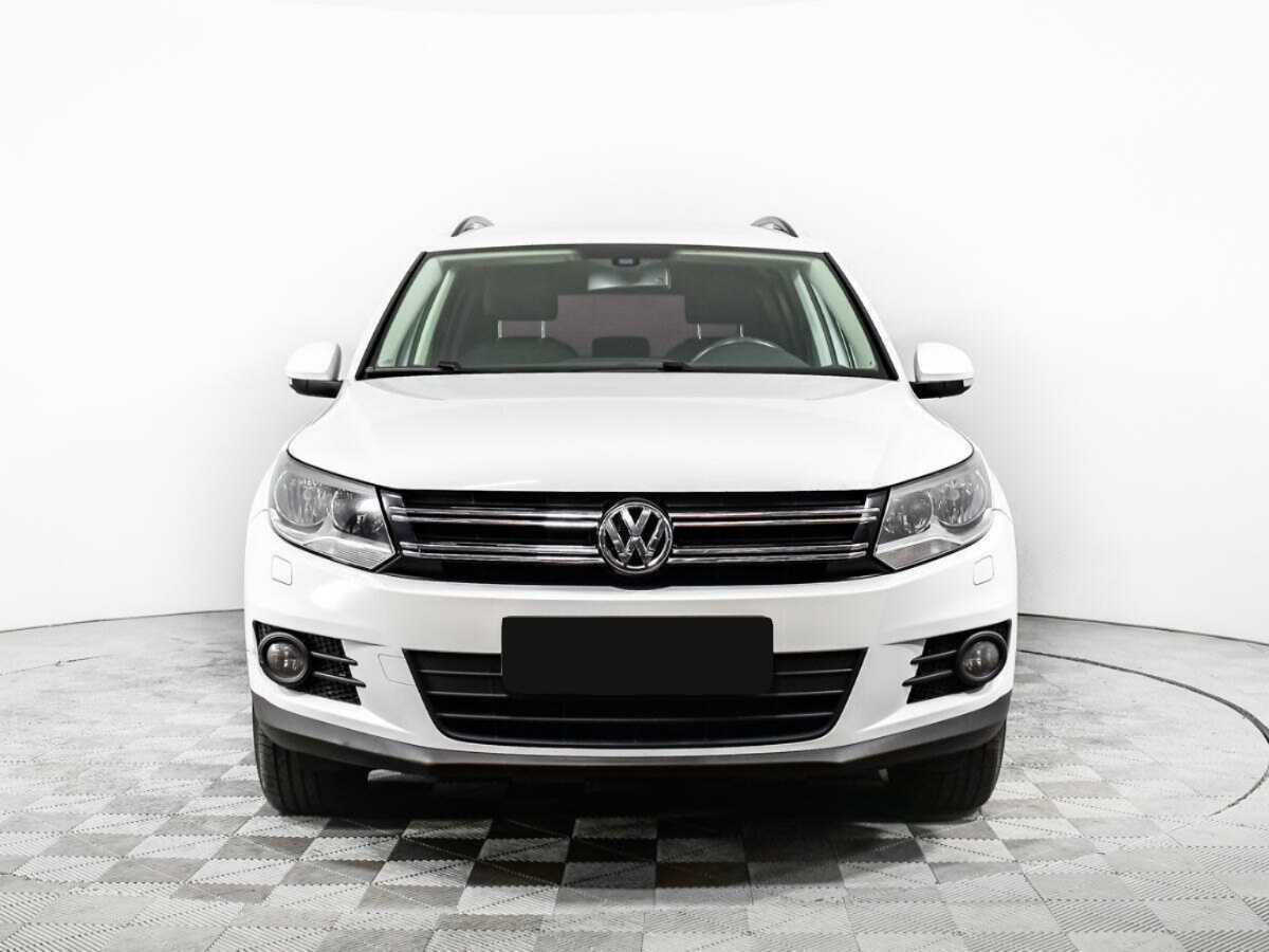 Volkswagen Tiguan 2015 года с пробегом. Фото: #1