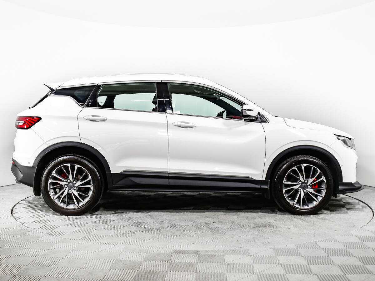 Geely Coolray 2022 года с пробегом. Фото: #3