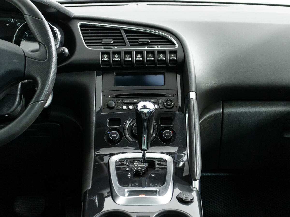 Peugeot 3008 2013 года с пробегом. Фото: #13