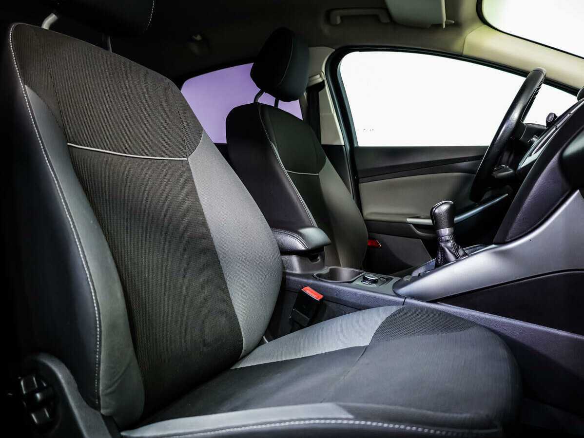 Ford Focus 2013 года с пробегом. Фото: #10