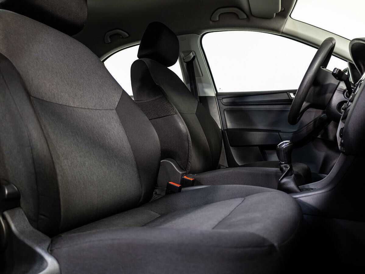 Skoda Rapid 2017 года с пробегом. Фото: #9