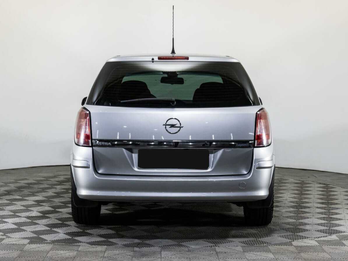 Opel Astra 2012 года с пробегом. Фото: #5