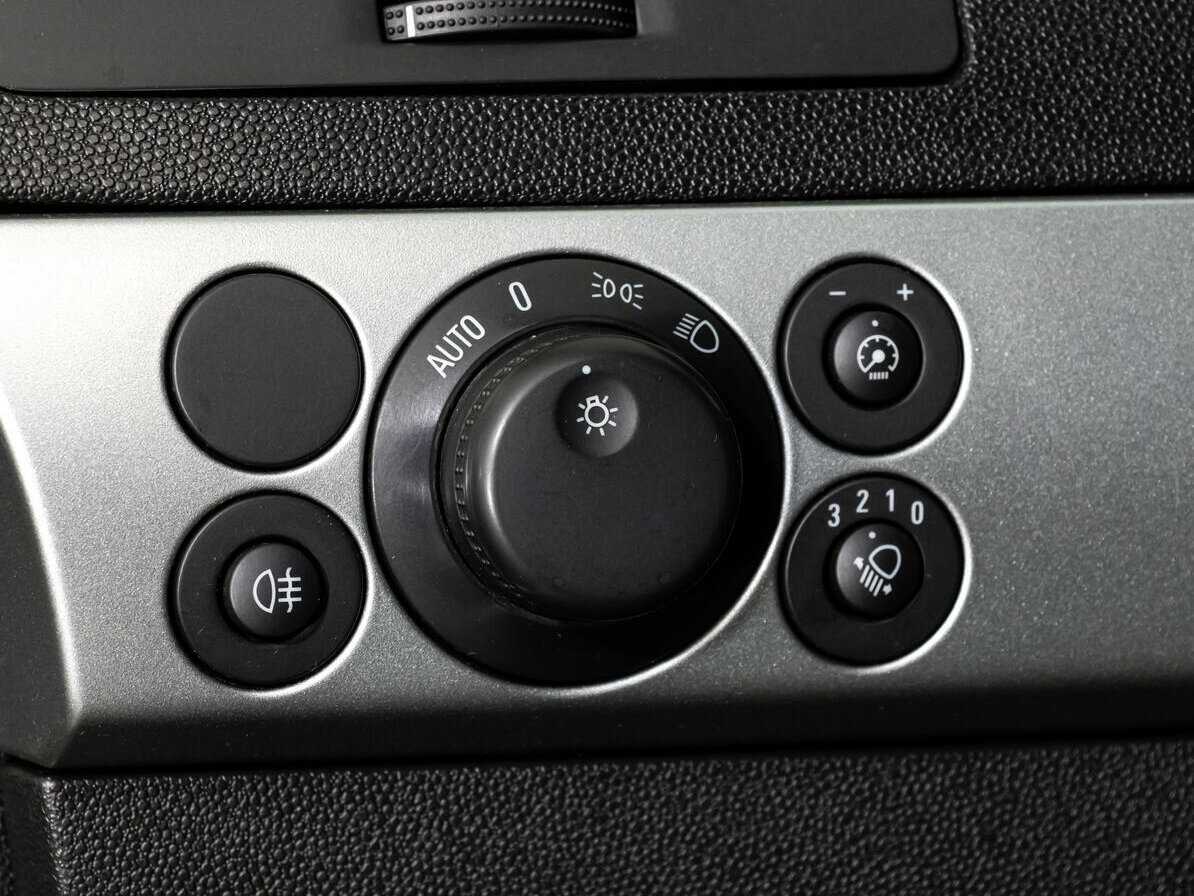 Opel Astra 2012 года с пробегом. Фото: #13