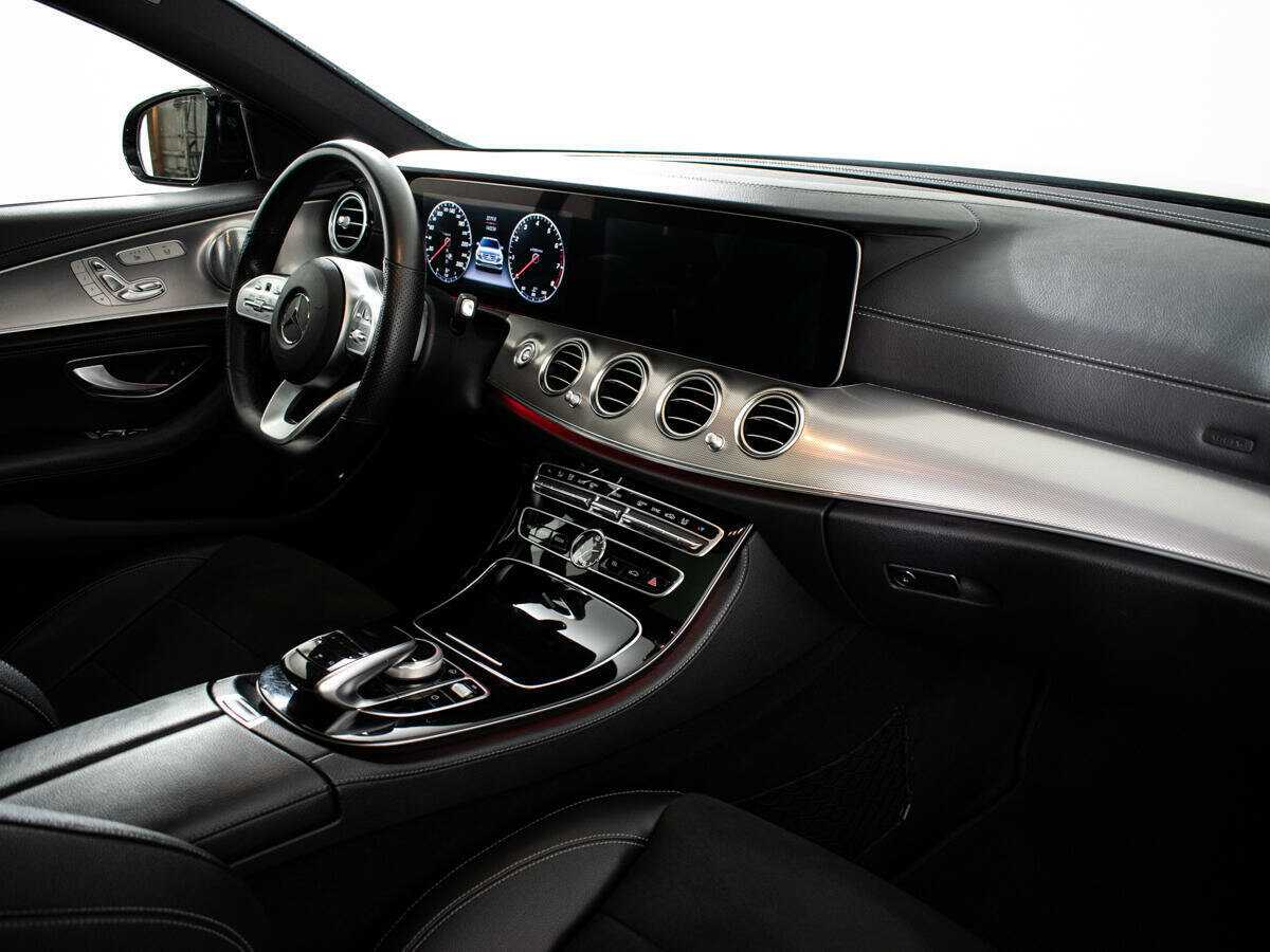 Mercedes-Benz E-Класс 2017 года с пробегом. Фото: #8