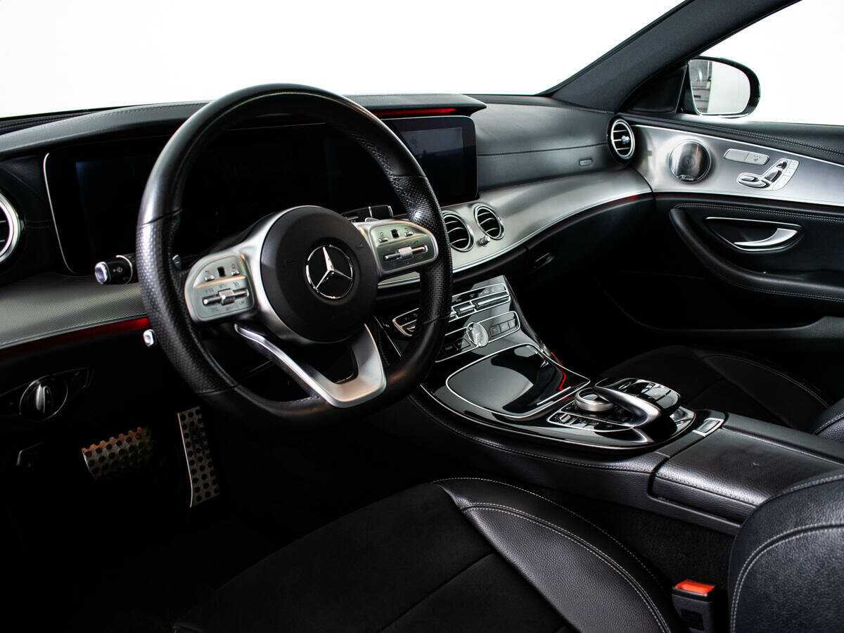 Mercedes-Benz E-Класс 2017 года с пробегом. Фото: #13