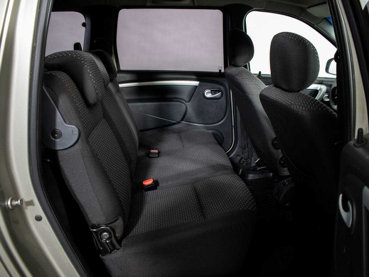 Lada (ВАЗ) Largus 2014 года с пробегом. Фото: #5