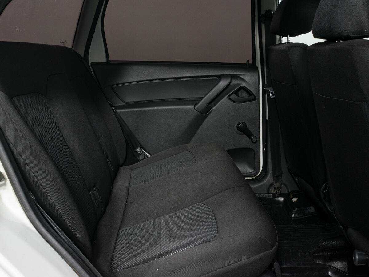 Lada (ВАЗ) Granta 2018 года с пробегом. Фото: #9