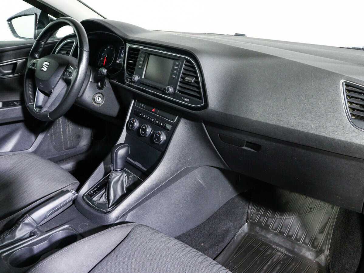 SEAT Leon 2013 года с пробегом. Фото: #6