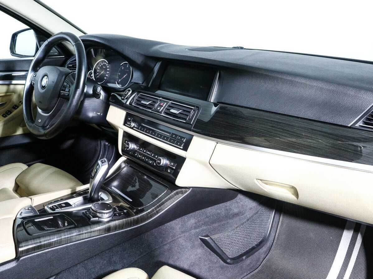 BMW 5 серии 2016 года с пробегом. Фото: #8